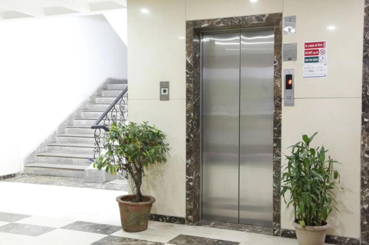Fabhotel Sai Prasad Apartments Мумбаї Екстер'єр фото